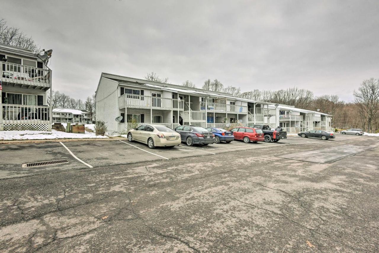 Mount Pocono Condo With Balcony, Near Mt Airy Casino Экстерьер фото